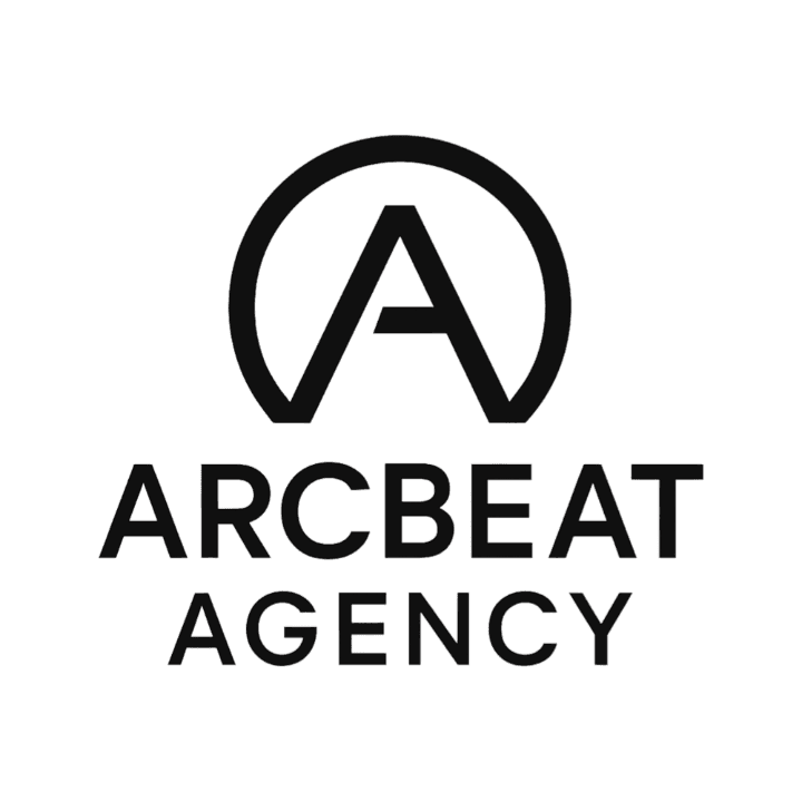 minimalist, geometric shapes, clean background, music notes, microphone icon minimalist, geometric shapes, clean background, music notes, microphone icon